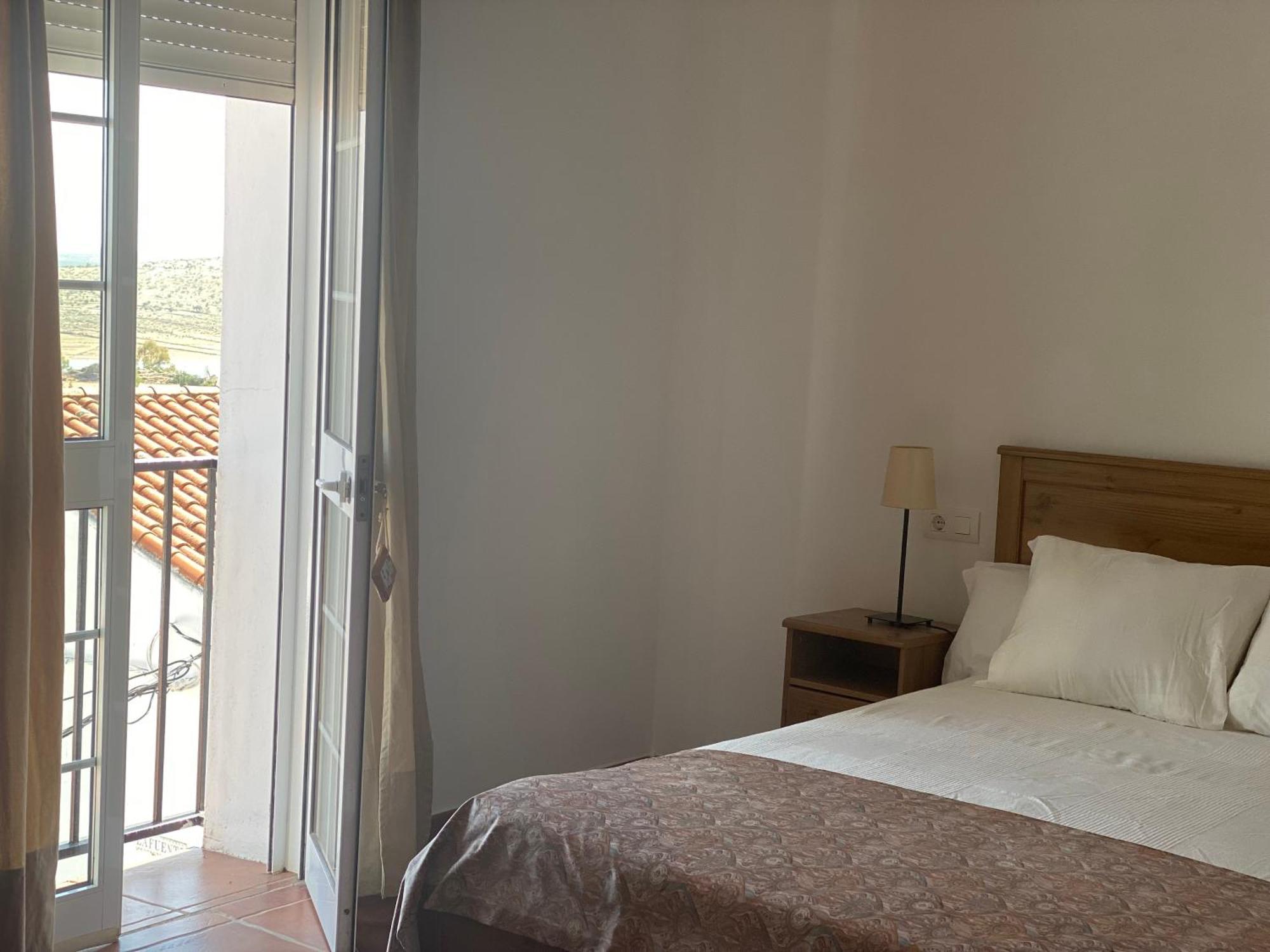 El Balcon De Alange Bed & Breakfast Bagian luar foto